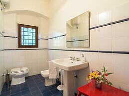 Charming Villa With Pool in Florence