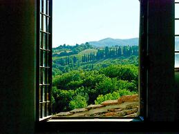 Charming Villa With Pool in Florence