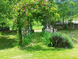 Charming Villa With Pool in Florence