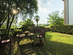 Charming Villa With Pool in Florence