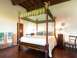 Charming Villa With Pool in Florence