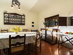 Charming Villa With Pool in Florence
