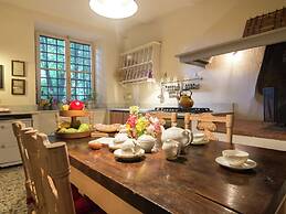 Charming Villa With Pool in Florence