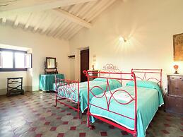 Charming Villa With Pool in Florence