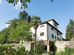 Charming Villa With Pool in Florence
