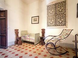 Charming Villa With Pool in Florence