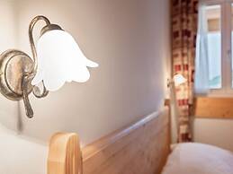 Belvilla by OYO Charming Apartment in Brez With TV