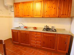 Close to the Sea, Air-conditioned