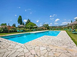Farmhouse in Montescudaio with Shared Pool near Sea & Park