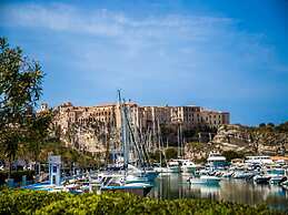 Belvilla by OYO Villa Conte