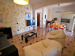 Cozy Holiday Home in Ricadi near Sea