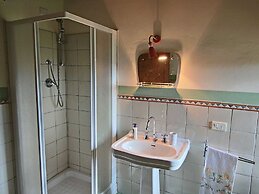 Apartment in Apecchio With Swimming Pool