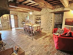 Apartment in Apecchio With Swimming Pool