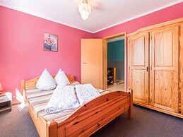 Magnificent Holiday Home in Willingen near Forest