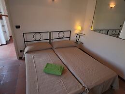 Belvilla by OYO Limoni