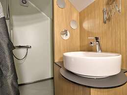 Eco Farmhouse by High Fens