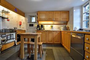 Eco Farmhouse by High Fens
