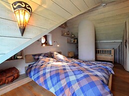 Eco Farmhouse by High Fens