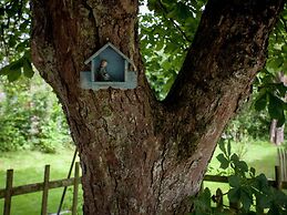 Heritage Holiday Home in Roumont
