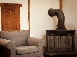 Heritage Holiday Home in Roumont