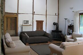 Heritage Holiday Home in Roumont