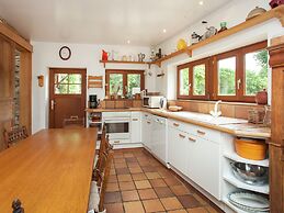 Heritage Holiday Home in Roumont