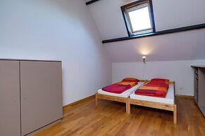 Spacious Countryside Farm Stay