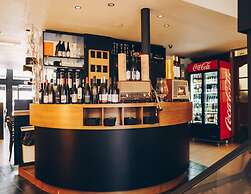 Modern Holiday Home in Stavelot With Fireplace