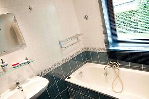 Modern Holiday Home in Stavelot With Fireplace