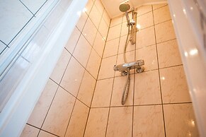 Modern Holiday Home in Stavelot With Fireplace