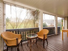 Spacious Group Home near Winterberg & Willingen with Private Garden