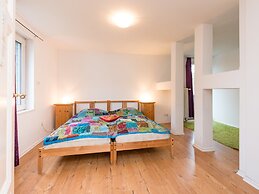 Spacious Group Home near Winterberg & Willingen with Private Garden