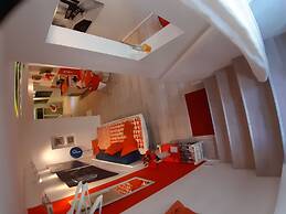 Contemporary Apartment in Kreuzberg, Berlin