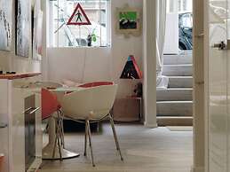 Contemporary Apartment in Kreuzberg, Berlin