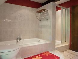 Spacious Holiday Home in Theux With Swimming Pool