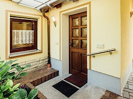 Modish Apartment in Plankenstein near Forest