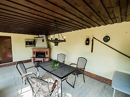 Modish Apartment in Plankenstein near Forest