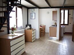 Belvilla by OYO Apartment in Sassoleone With Pool