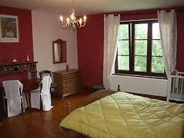 Holiday Home in Gimnye With Garden