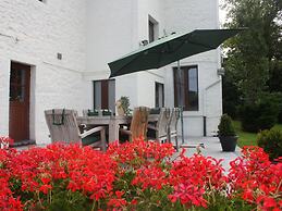 Holiday Home in Gimnye With Garden
