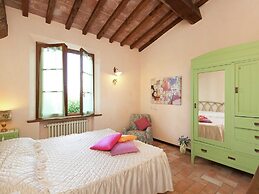 Holiday Home With Pool and Jacuzzi