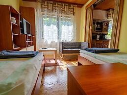 Detached House at 100m Distance of the Lake
