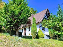 Detached House at 100m Distance of the Lake