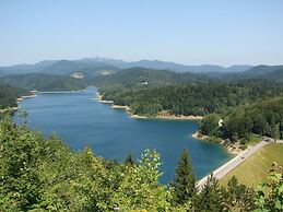 Detached House at 100m Distance of the Lake