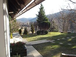 Detached House at 100m Distance of the Lake