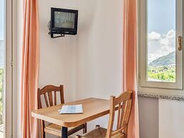 Belvilla by OYO Studio Garden Uno Bis