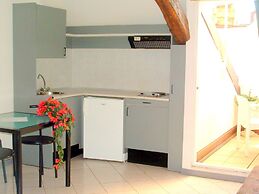 House In the Heart of Baveno Within Walking Distance of the Lake