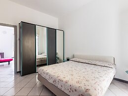 House In the Heart of Baveno Within Walking Distance of the Lake