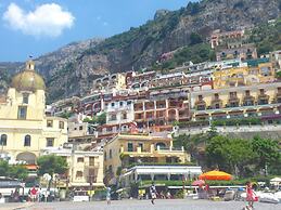 Belvilla by OYO Montano