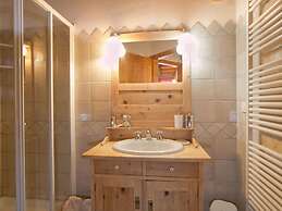 Dreamy Cottage in Bellamonte Italy with Hot Tub
